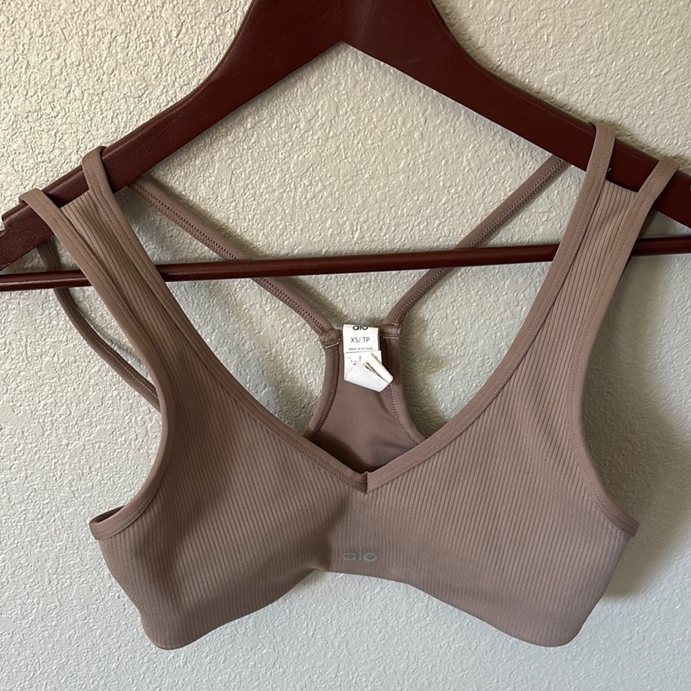 ALO sports bra